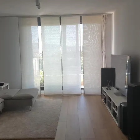 Habitacio Individual Amb Bany Privat Port-forum Homestay *